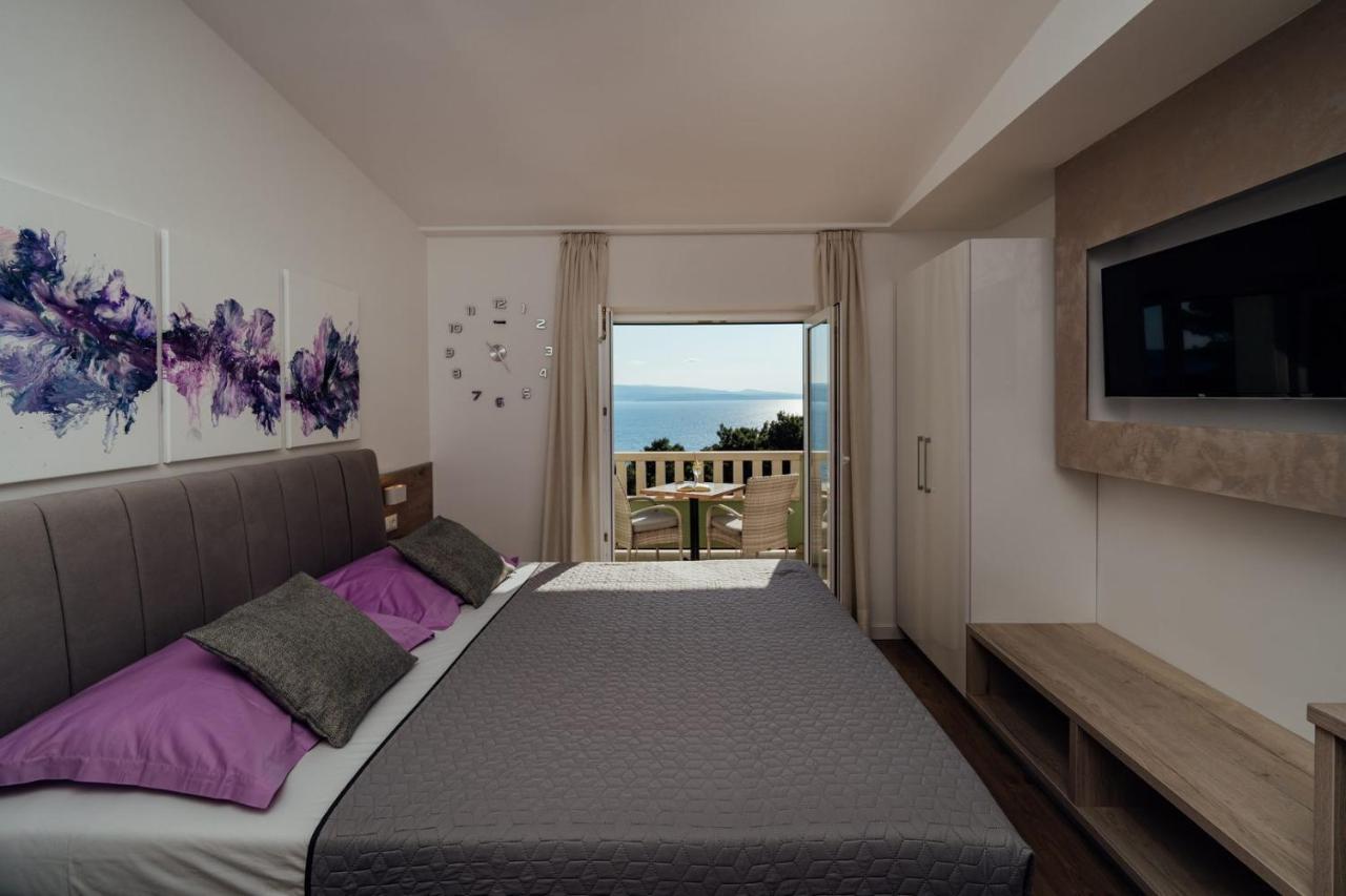 Apartments Tina Brela Extérieur photo