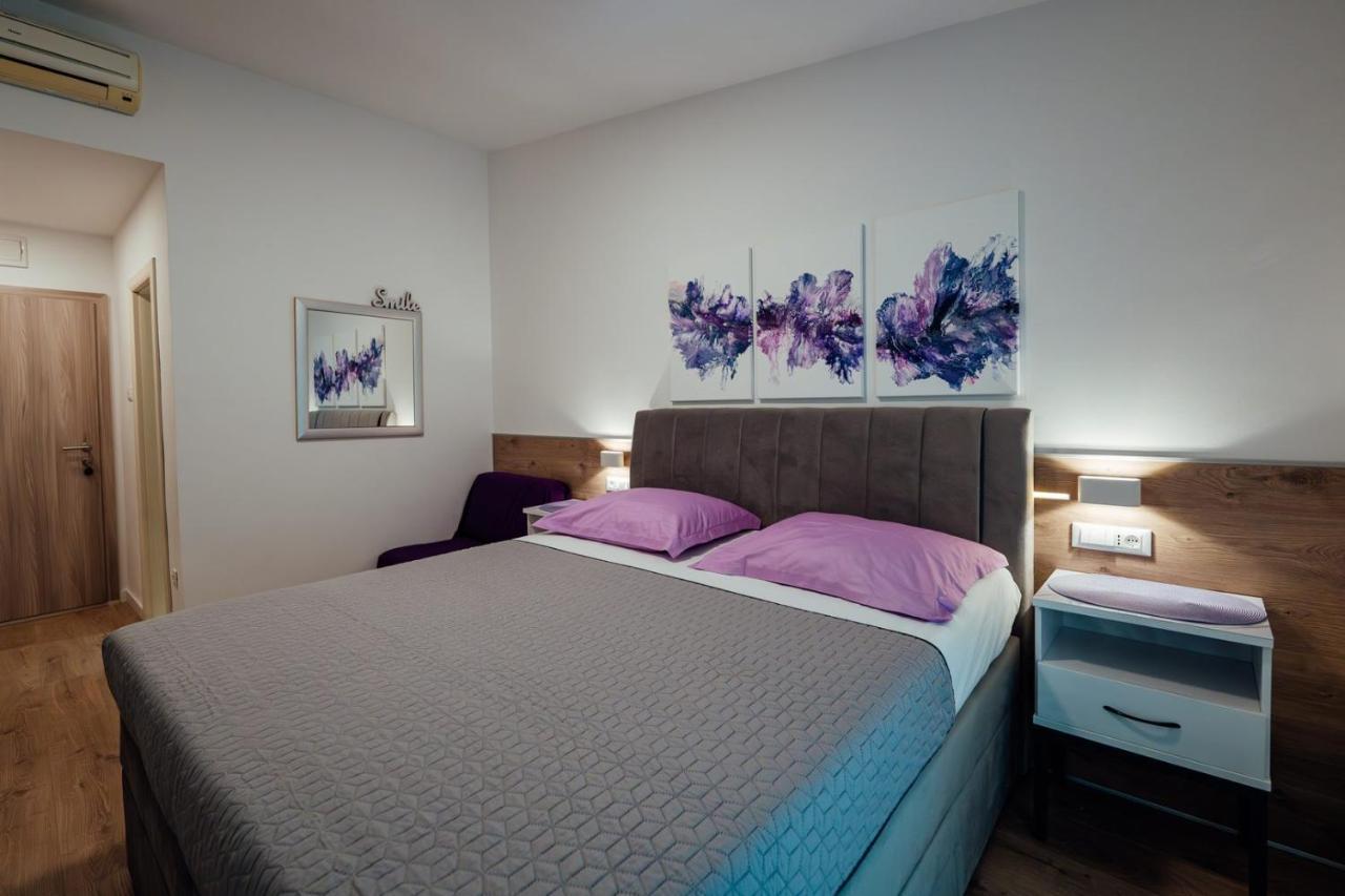 Apartments Tina Brela Extérieur photo